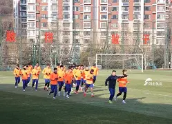 芒果网址 -关于集结日突围战来临；里尔围绕亚冠绝杀压哨；话题不断；数据趋势出现新变化的信息